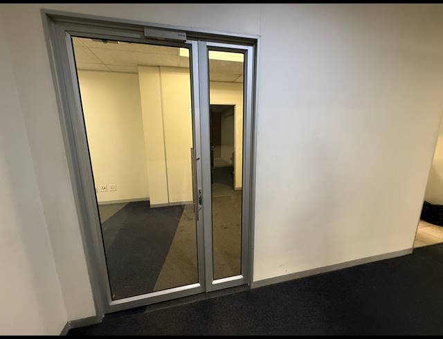 301M² OFFICE TO LET IN ROSEBANK
